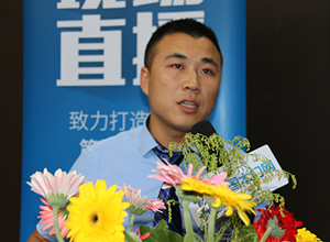 万宏木门:再接再厉 再创辉煌 再创佳绩